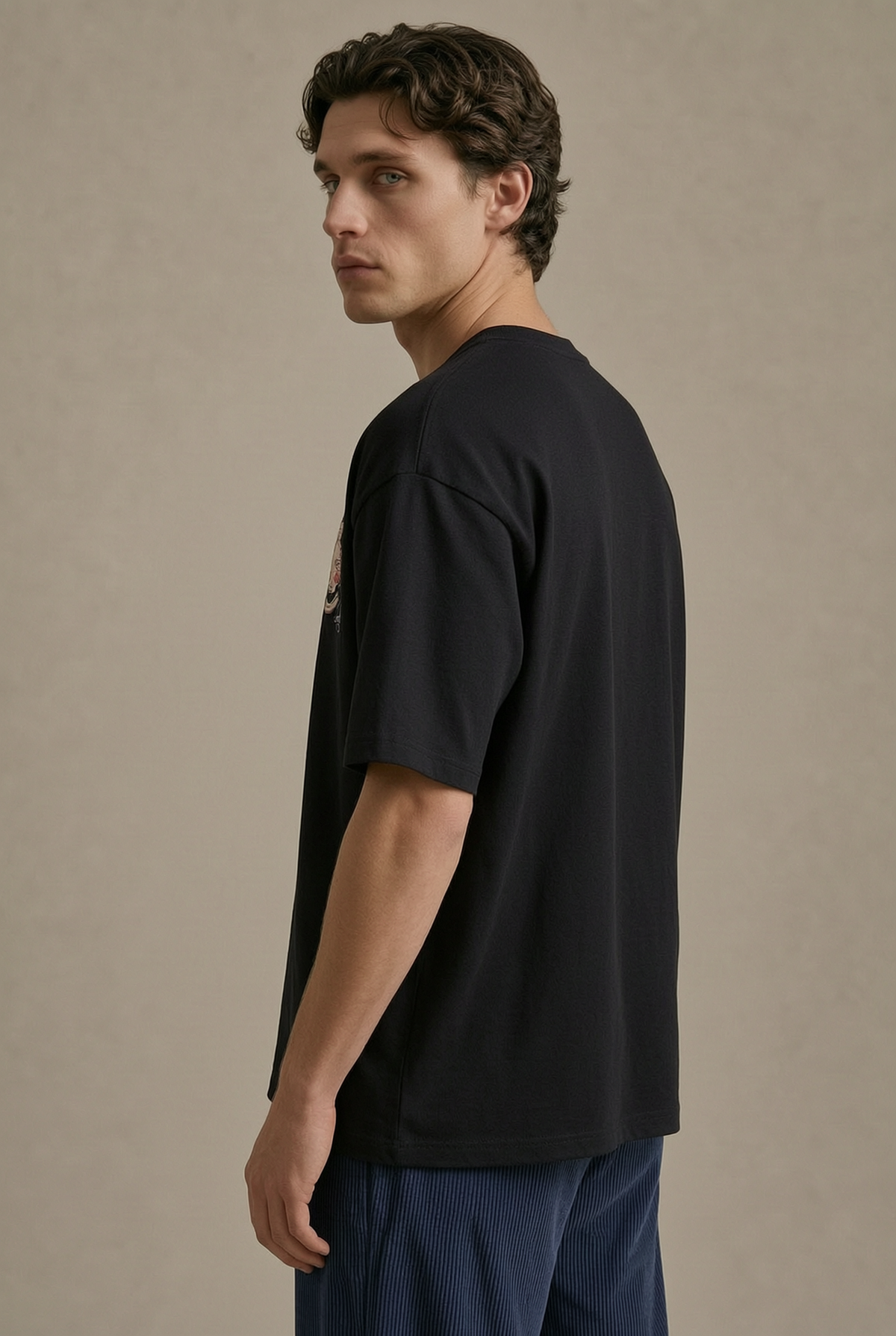Mythos 001 Tee