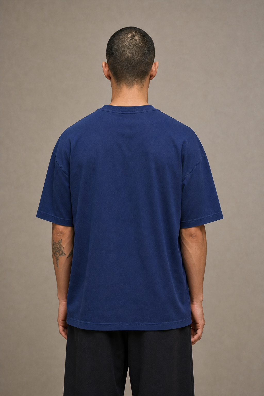 Essence 001 Tee